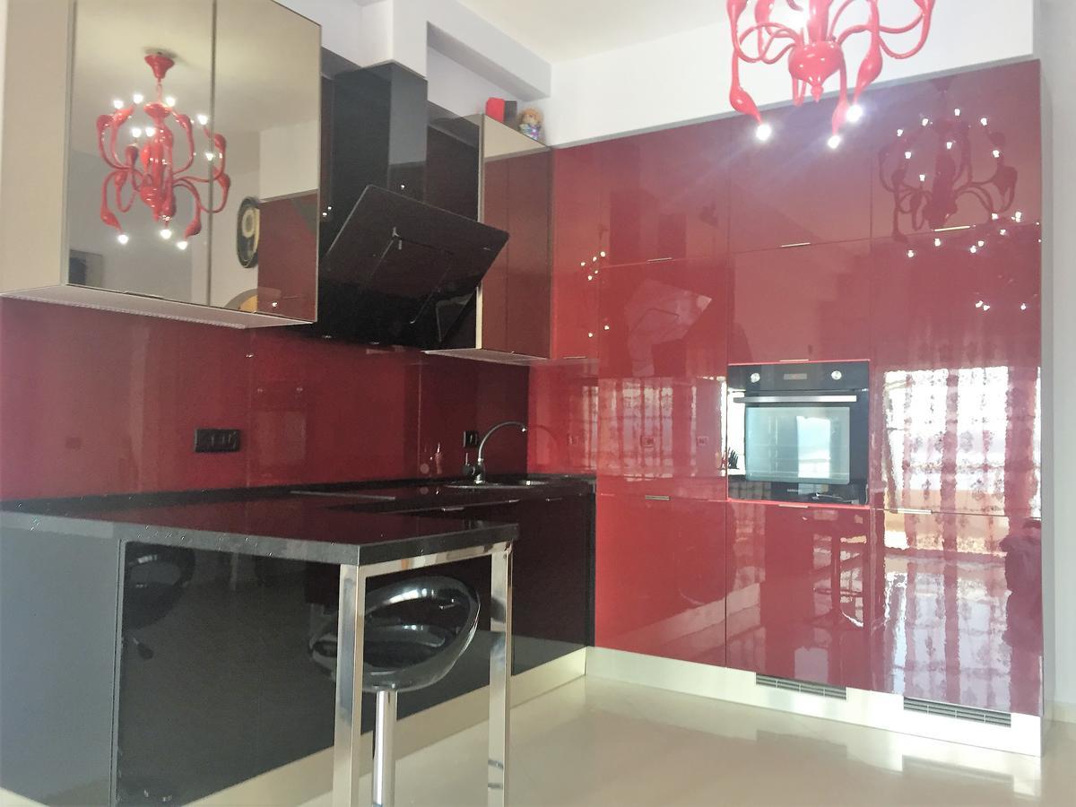 Royal King And Queen Apartment For Luxury Life Sarandë 외부 사진
