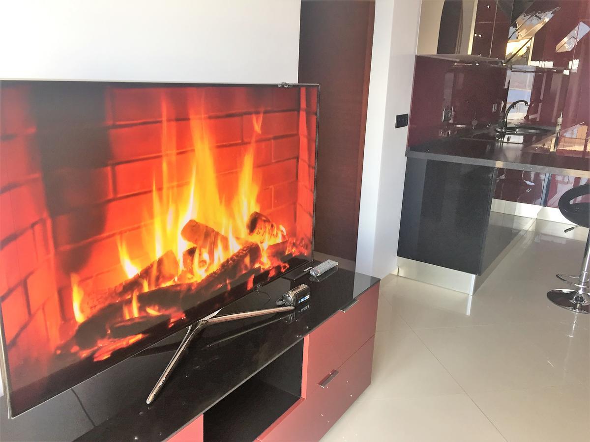 Royal King And Queen Apartment For Luxury Life Sarandë 외부 사진