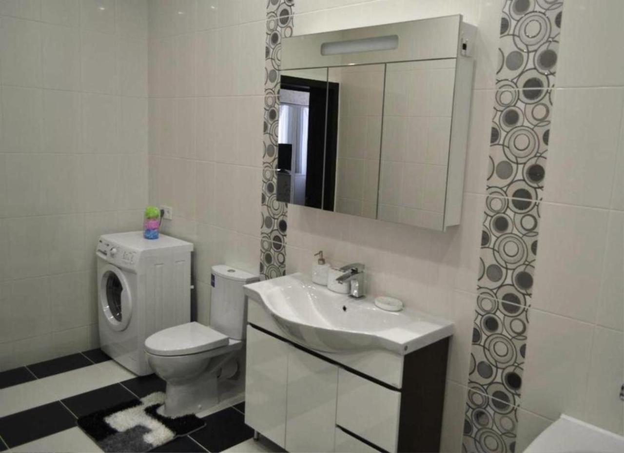Royal King And Queen Apartment For Luxury Life Sarandë 외부 사진